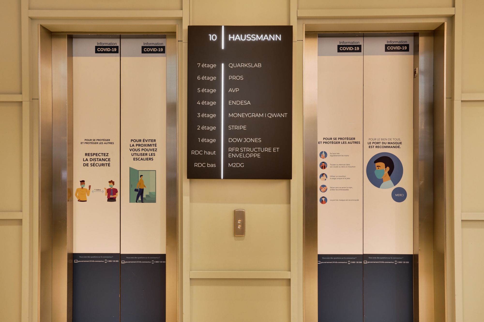 &copy;Kardham_2023__Macquarie_Paris_Photo_Dario_Shoootin